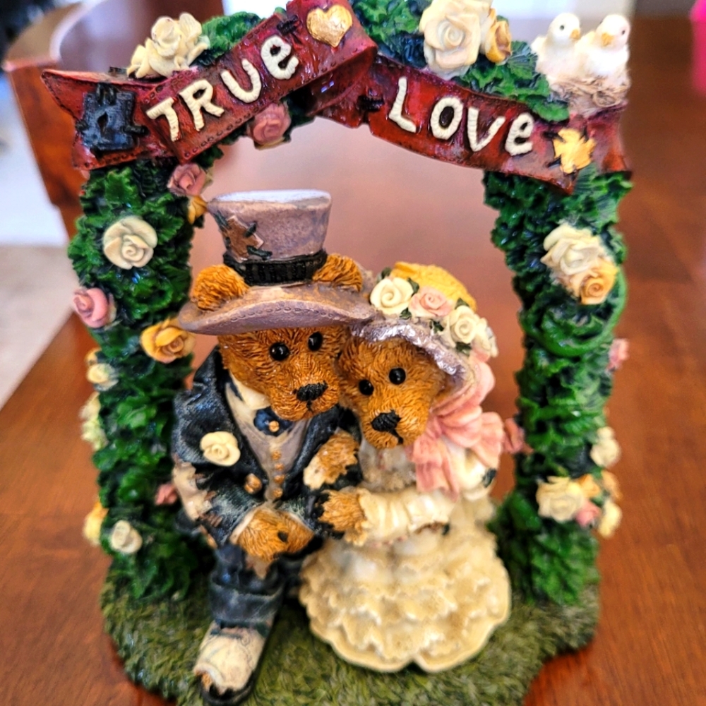 Boyd's bears wedding set